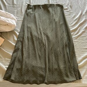 Women’s skirt
